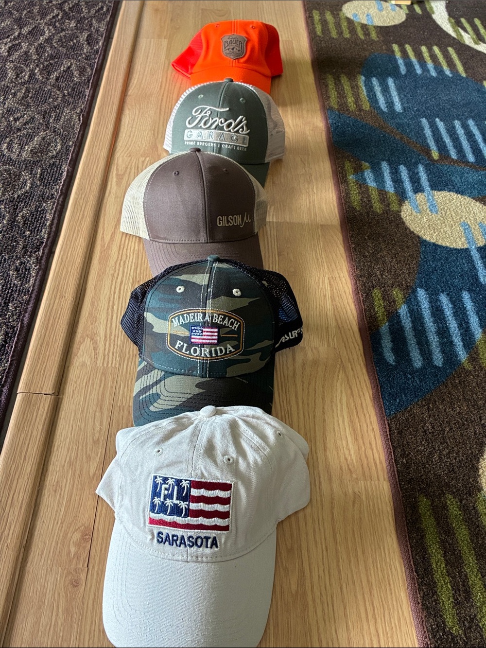 Bundle of five men’s baseball caps